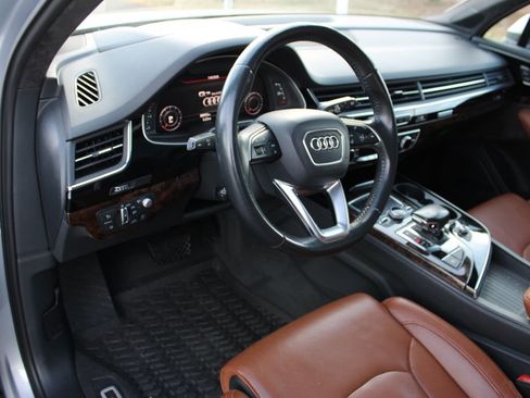 Used 2019 Audi Q7 3.0T Prestige image 45