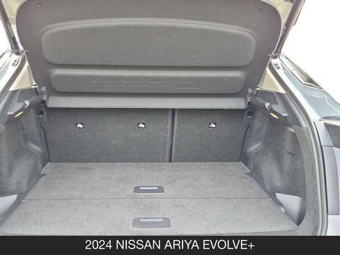 Used 2024 Nissan Ariya FWD image 25