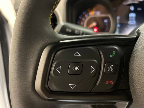 Used 2024 Jeep Wrangler Sport AWD/4WD image 20