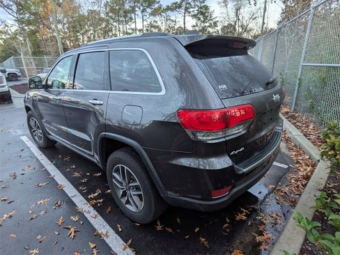 Used 2019 Jeep Grand Cherokee Limited image 4