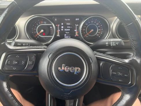 Used 2020 Jeep Gladiator Sport w/ Quick Order Package 24S AWD/4WD image 21