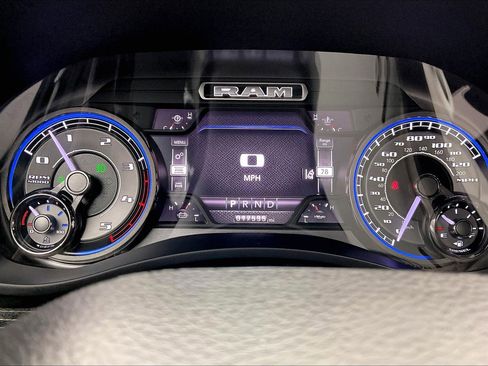 Used 2020 RAM 3500 Limited image 22