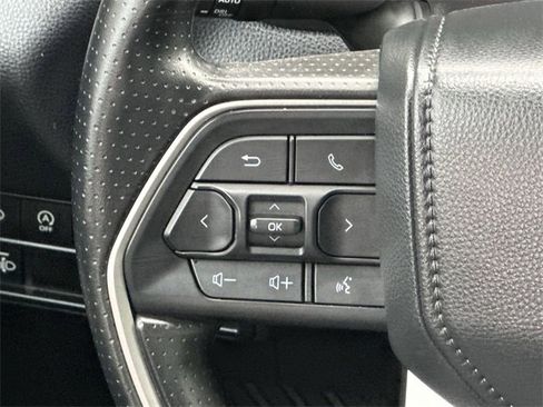 Used 2025 Toyota Tundra SR5 image 12