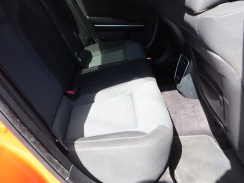 Used 2017 Dodge Charger R/T image 15