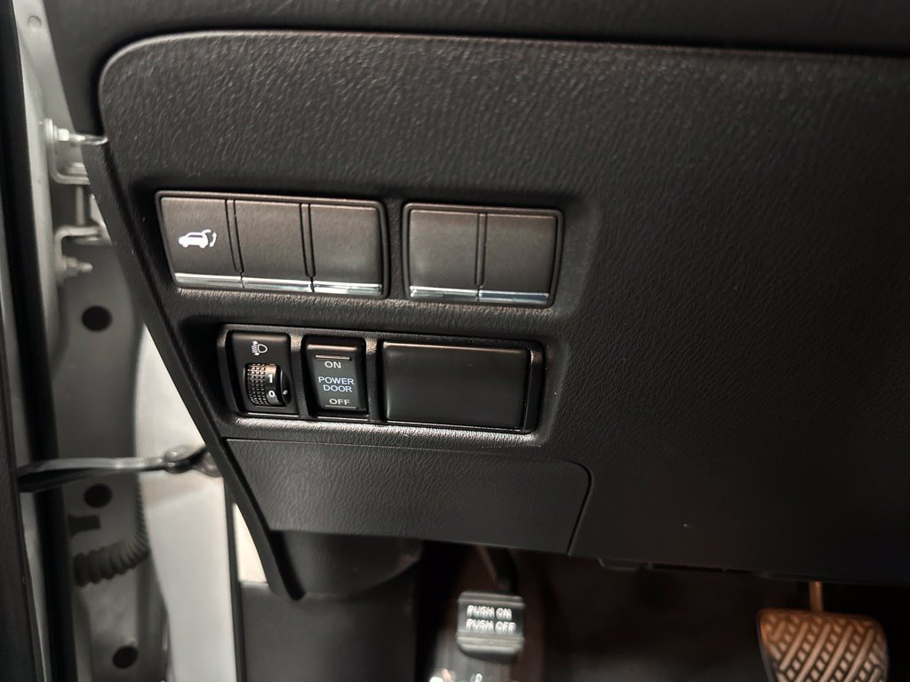 Used 2017 INFINITI QX80 4WD image 35