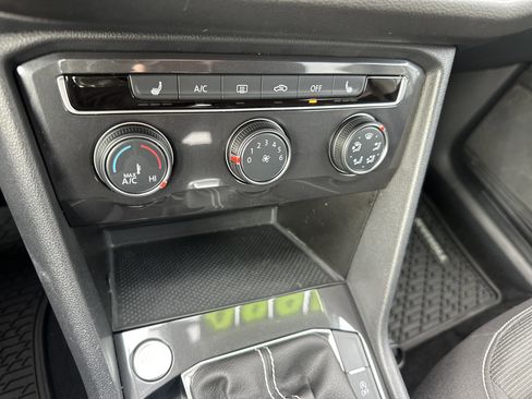 Used 2024 Volkswagen Tiguan S image 19