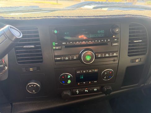 Used 2013 Chevrolet Silverado 3500 LT w/ Texas Edition image 18