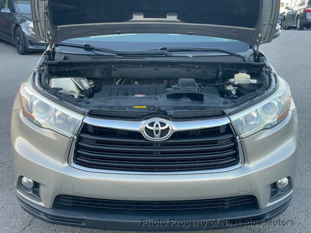 Used 2015 Toyota Highlander XLE AWD/4WD image 27