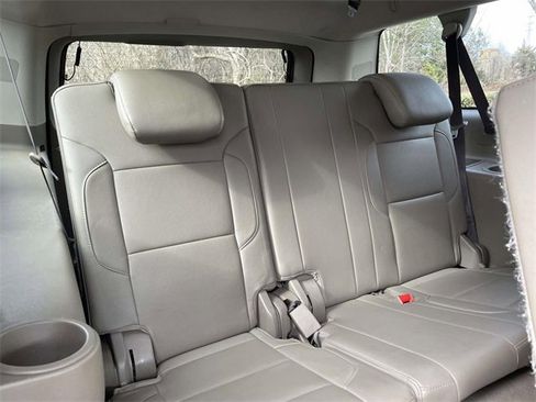 Used 2019 GMC Yukon XL SLT image 28