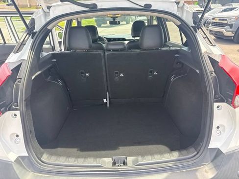 Used 2020 Nissan Kicks SR w/ SR Premium Package FWD image 29