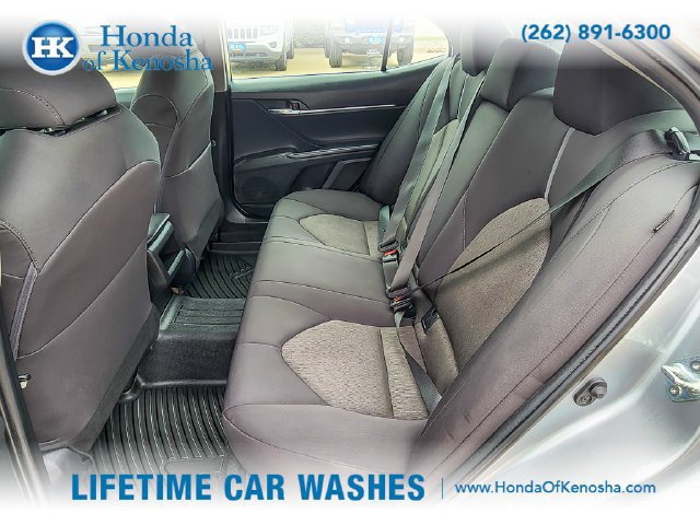 Used 2022 Toyota Camry LE w/ Cold Weather Package FWD image 10