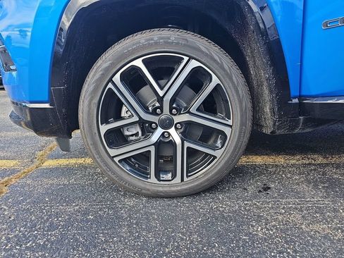 New 2025 Jeep Compass Limited w/ Elite Group AWD/4WD image 31