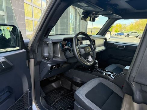 Used 2025 Ford Bronco Big Bend image 33