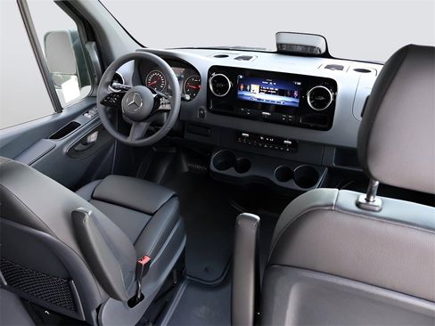 New 2025 Mercedes-Benz Sprinter 2500 image 15