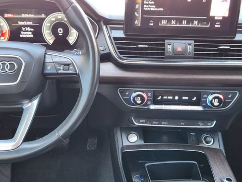 Used 2021 Audi Q5 2.0T Premium Plus w/ Premium Plus Package AWD/4WD image 27