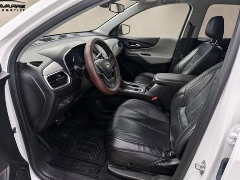 Used 2022 Chevrolet Equinox LT FWD image 11