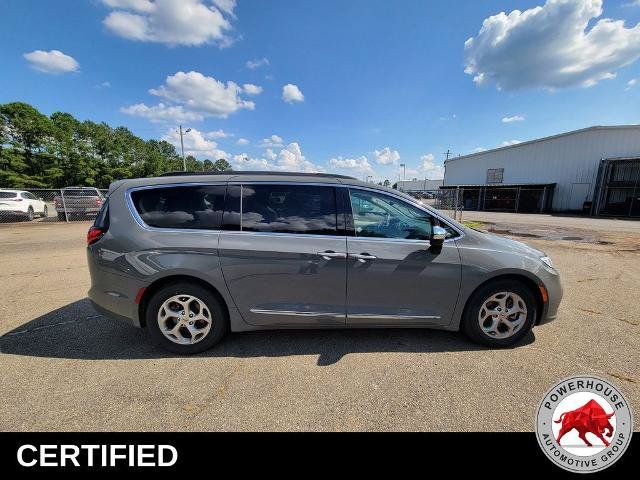 Used 2023 Chrysler Pacifica Limited FWD image 8