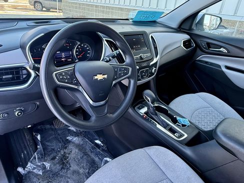 Used 2022 Chevrolet Equinox LT image 10