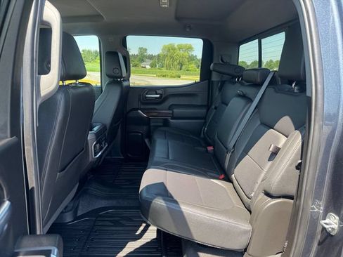 Used 2021 GMC Sierra 1500 SLT w/ SLT Premium Plus Package AWD/4WD image 16