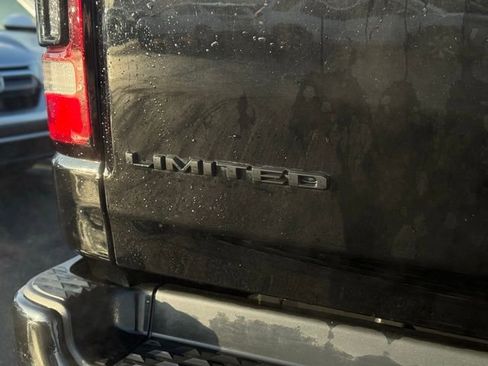 Used 2021 RAM 1500 Limited w/ Night Edition image 10