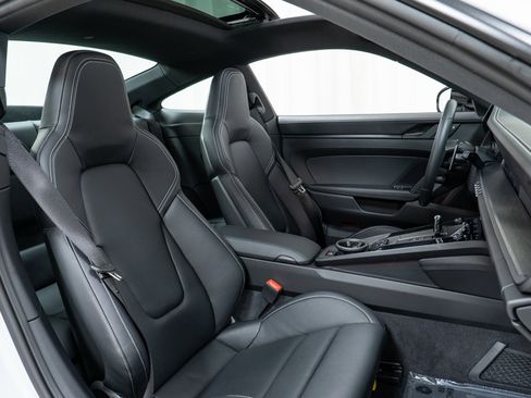 Certified 2024 Porsche 911 Carrera 4 GTS image 28