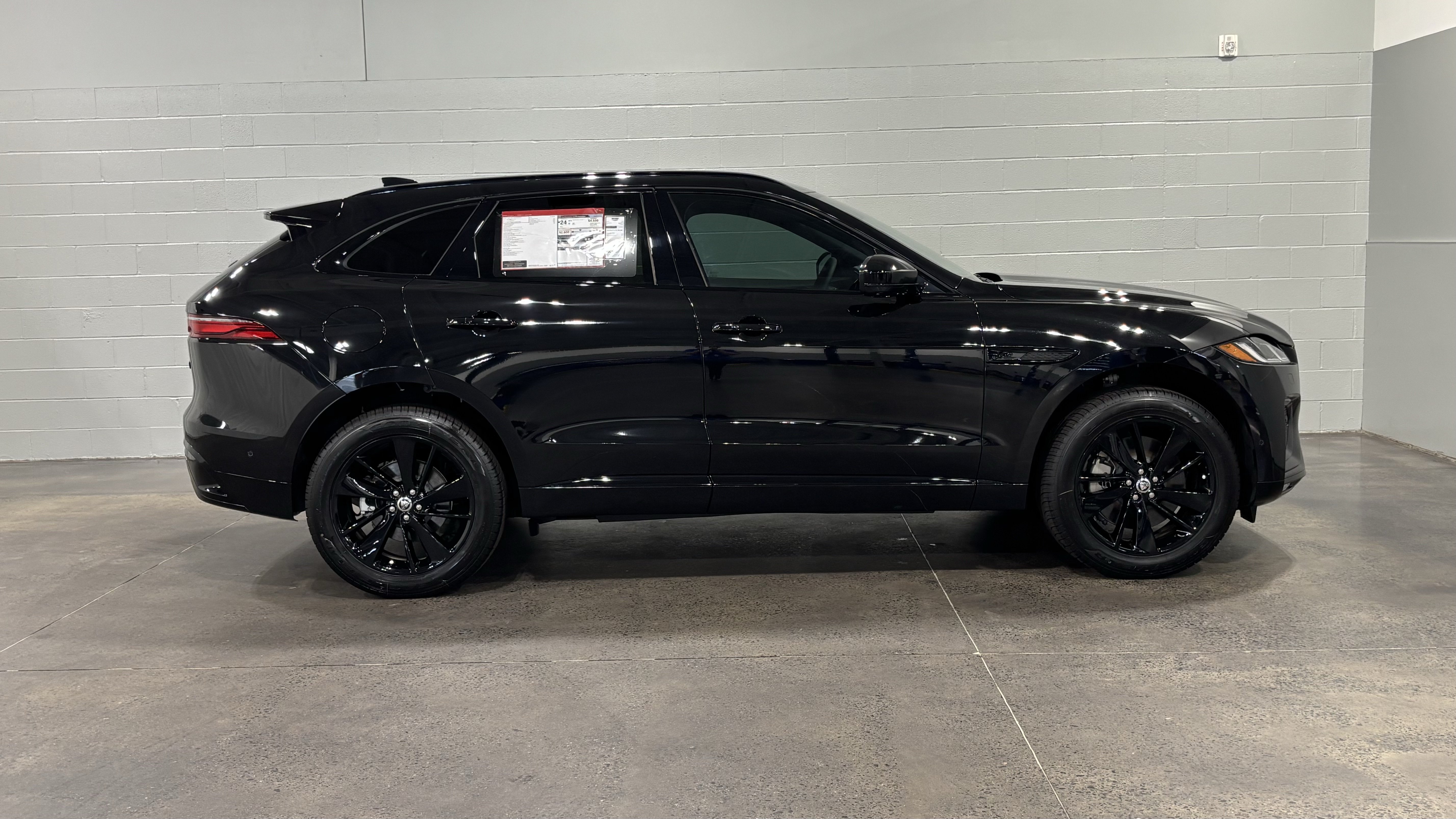 New 2026 Jaguar F-PACE R-Dynamic S AWD/4WD image 13