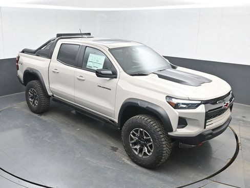 New 2026 Chevrolet Colorado Z71 w/ Midnight Edition AWD/4WD image 32