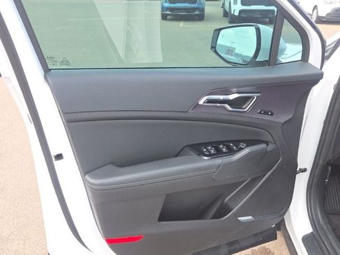 Used 2024 Kia Sportage SX AWD/4WD image 11