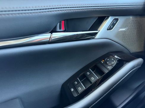 New 2026 MAZDA MAZDA3 2.5 Turbo Sedan w/Premium Plus image 11