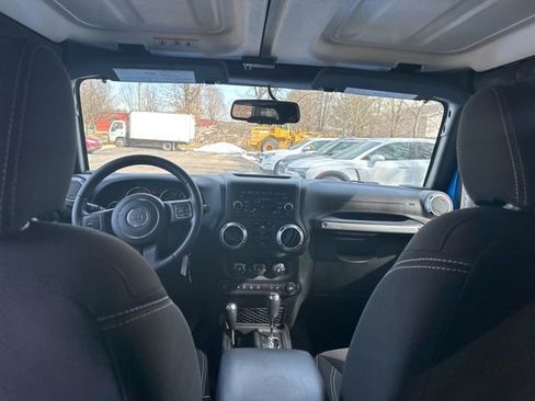 Used 2015 Jeep Wrangler Unlimited Sahara w/ Trailer Tow Group image 23