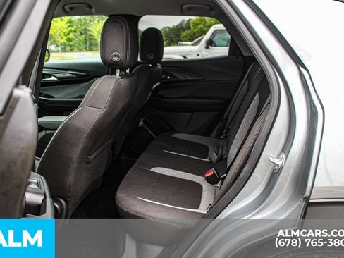 Used 2025 Chevrolet TrailBlazer LT FWD image 15