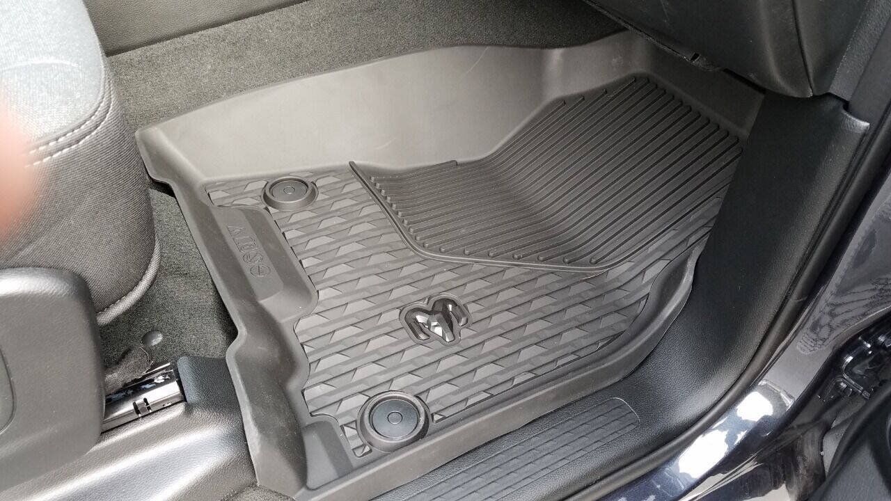 Certified 2021 RAM 1500 Big Horn AWD/4WD image 18