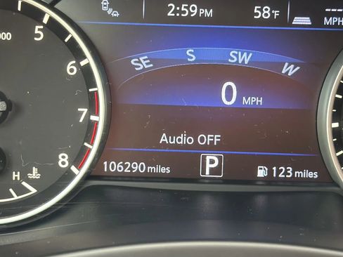 Used 2018 Nissan Murano SV w/ Premium Package FWD image 17