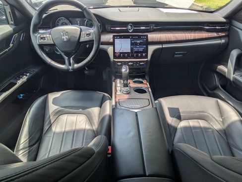 Used 2021 Maserati Quattroporte S RWD image 25