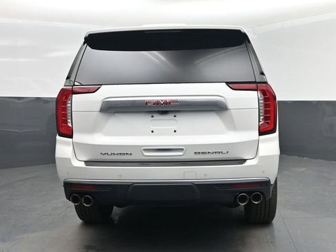 Used 2021 GMC Yukon Denali w/ Denali Premium Package RWD image 11