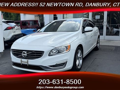 Used 2015 Volvo V60 T5 Premier AWD/4WD image 1