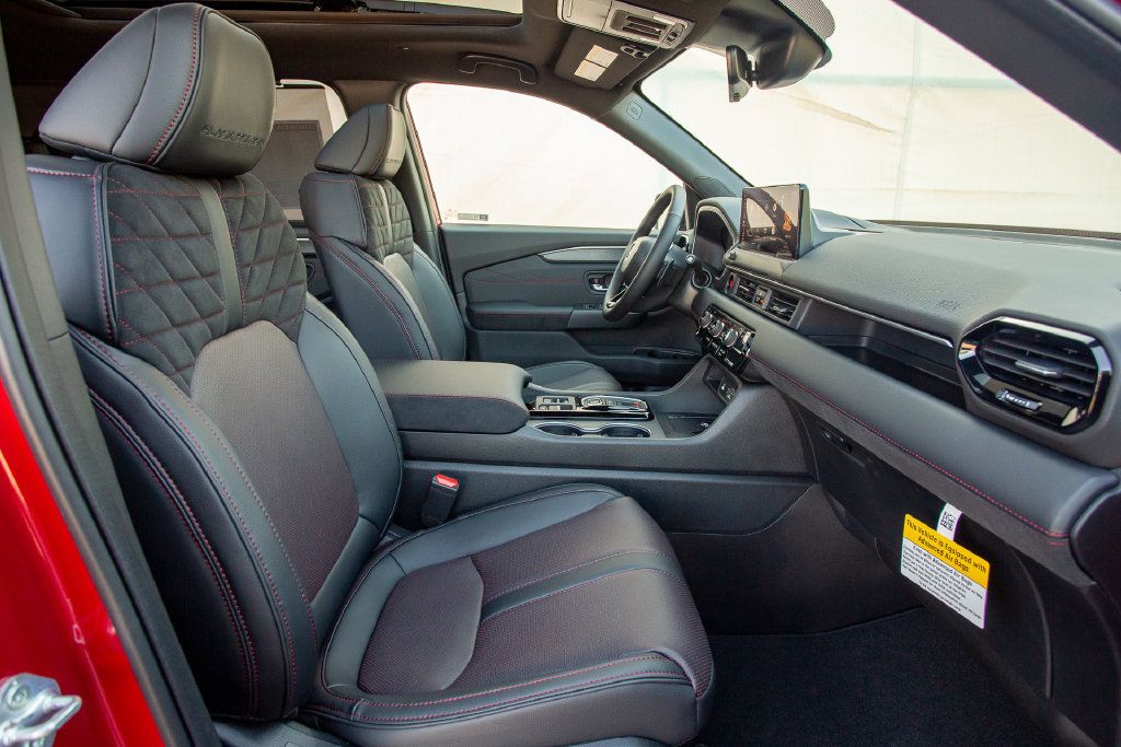 New 2026 Honda Pilot Black Edition image 17