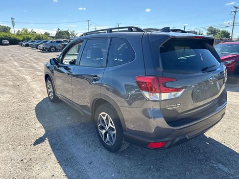 Used 2023 Subaru Forester Premium AWD/4WD image 2