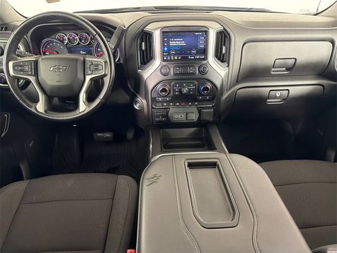 Used 2020 Chevrolet Silverado 1500 RST image 22