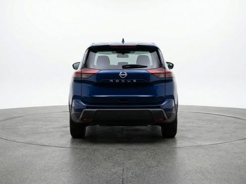 Used 2025 Nissan Rogue SV image 7