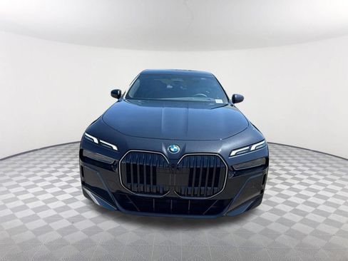 New 2026 BMW 750e xDrive AWD/4WD image 3