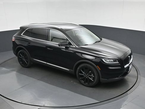 Used 2022 Lincoln Nautilus Reserve w/ Monochromatic Package AWD/4WD image 51