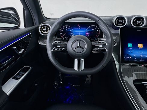 New 2026 Mercedes-Benz GLC 300 image 4