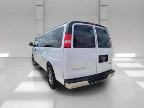 Used 2025 GMC Savana 3500 LT w/ LT Preferred Equipment Group RWD image 9
