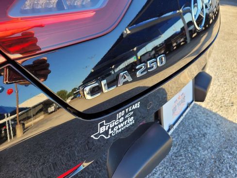 Used 2025 Mercedes-Benz CLA 250 image 12