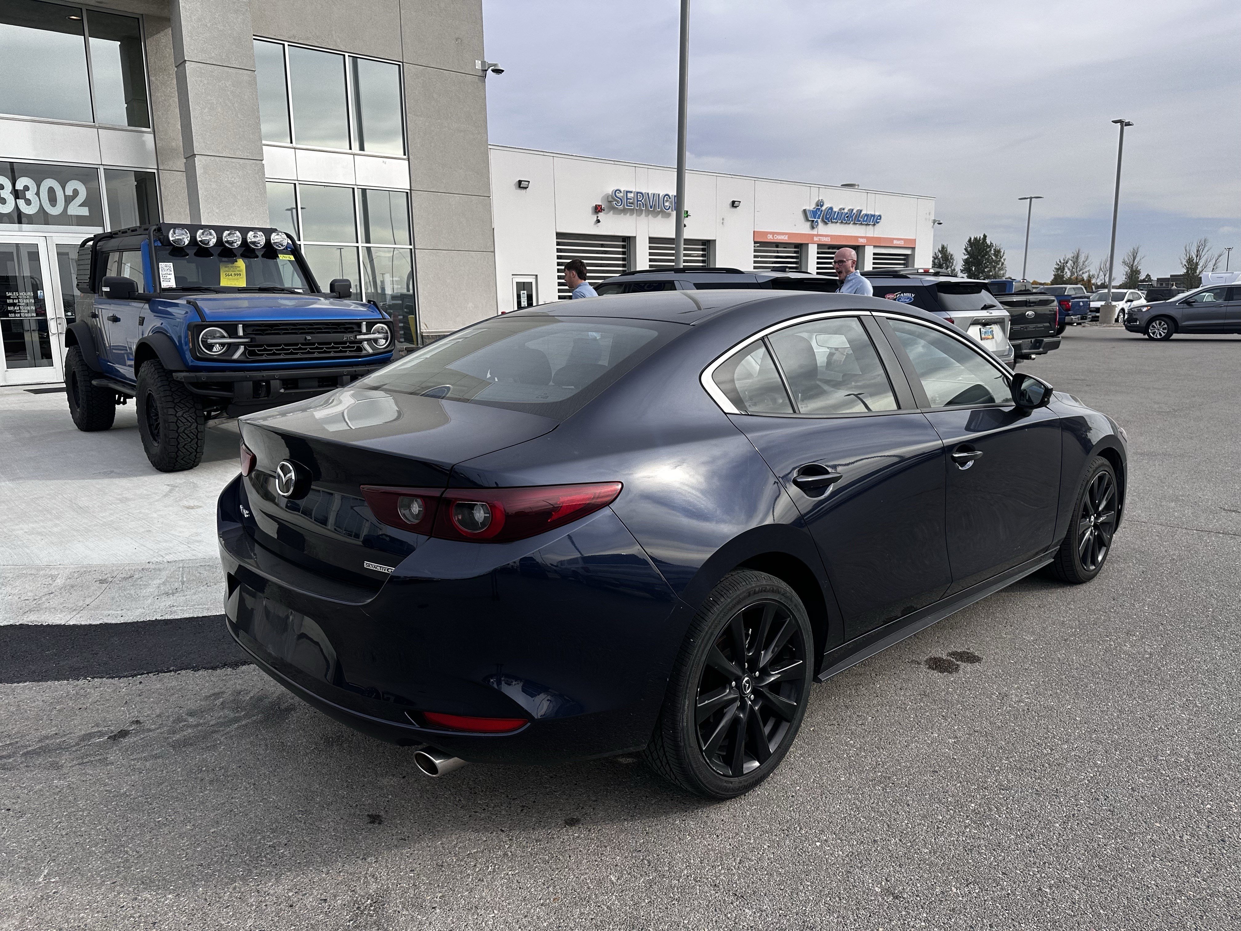 Used 2025 MAZDA MAZDA3 s FWD image 5