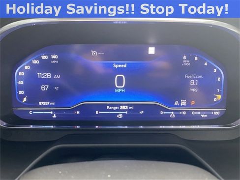 Used 2022 Chevrolet Suburban RST w/ Luxury Package image 11