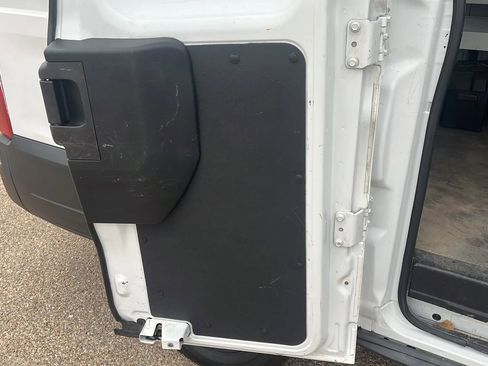 Used 2015 Ford Transit 250 130 Low Roof image 20