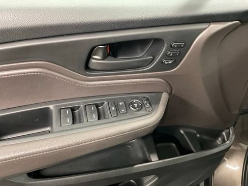 Used 2022 Honda Odyssey EX-L image 32