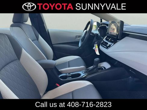 Certified 2025 Toyota Corolla LE FWD image 20